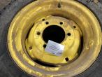 4 komplette hjul til John Deere 3720 8