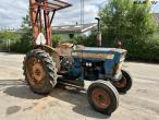 Ford 4000 med MTT byggelift 3