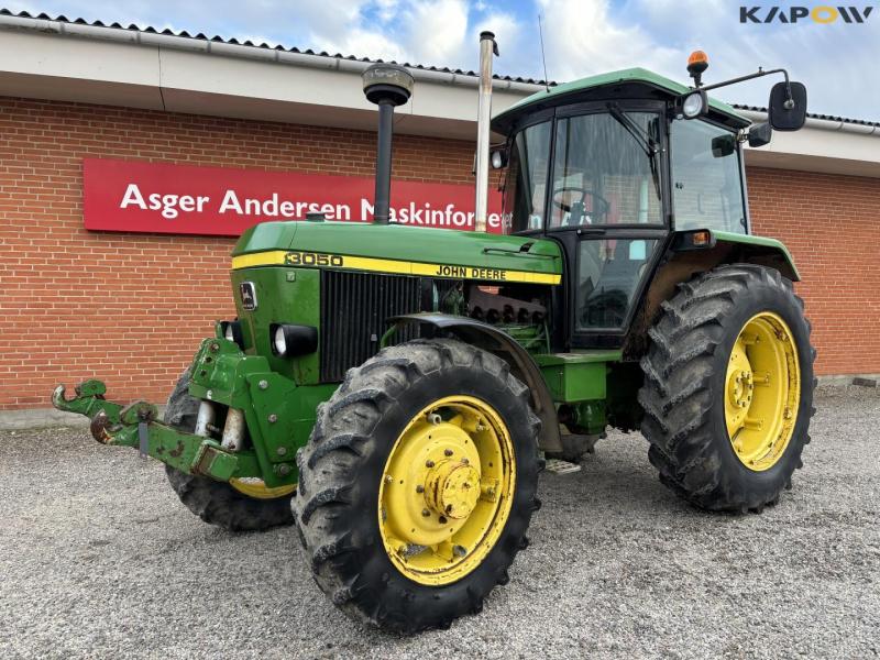 John Deere 3050  4 WD 1