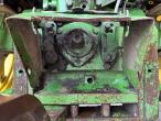 John Deere 3050  4 WD 32