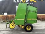 John Deere 550 rundballepresser 8