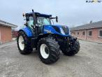 New Holland T7.270 traktor 3