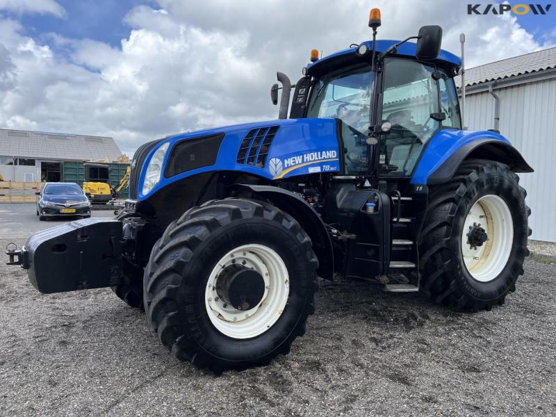 New Holland T8.360 Powershift traktor 1