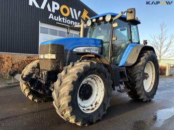 New Holland TM175 traktor