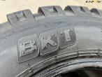 2 pieces BKT 19.0/45-17 tires 10