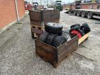 4 pallets tires 3