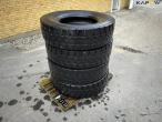 4 Bridgestone 315/80-R22.5 tyres 3