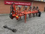 5 furrow Kuhn plough 1