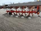 5 furrow Kuhn plough 4