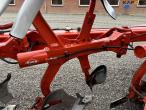 5 furrow Kuhn plough 28