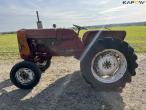 Allis-Chalmers tractor 8