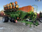 Amazone EDX9000-TC 12 row corn planter 3