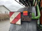 Amazone UX5200 trailer sprayer 30