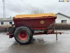 B6 Bredal fertilizer spreader 4