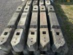 Concrete barrier blocks 7 pcs 8