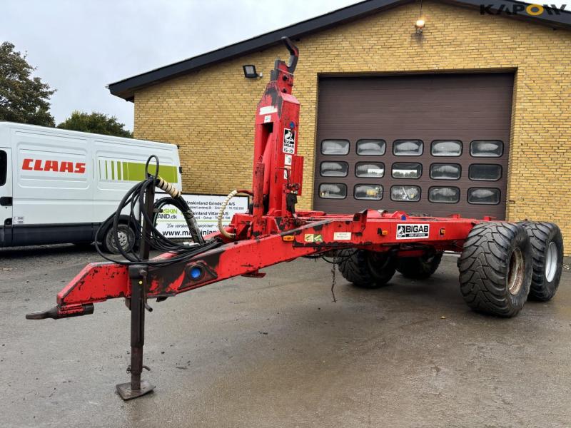 Bigab hook lift truck 1