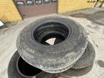 Mixed tire 9