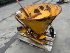 Beech bale FS220 salt spreader 6