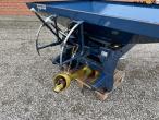 Book bale fertilizer spreader 9