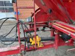 Bredal B4 fertilizer spreader 13