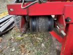 Bredal B6 fertilizer spreader with extra spare parts 17