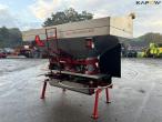 Bredal fertilizer spreader 5