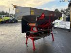 Bredal fertilizer spreader 7