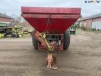 Bredal sand cart with ribbon 2