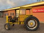 Buch junior tractor 8