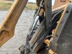 Case 580 Super LE backhoe 13