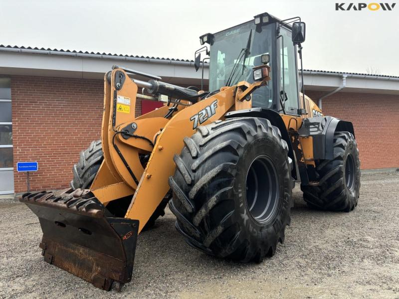 Case IH 721F loader 1