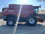 Case IH 8250 Axial-Flow combine with 35-foot header 4