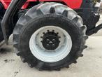 Case MX270 Magnum tractor 64