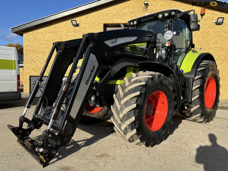 Claas 830 Axion with front loader 1