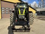 Claas 830 Axion with front loader 2