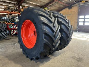 Claas 900/60-42 wheels