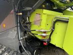 Claas Lexion 760 combine harvester 12