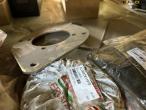 Claas spare parts - new 12