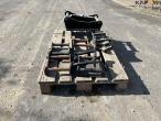 Various hitches for digger buckets 6