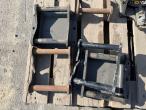 Various hitches for digger buckets 12