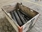 Various hydraulic cylinders 3