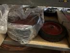 Various spare parts for lawnmowers 18