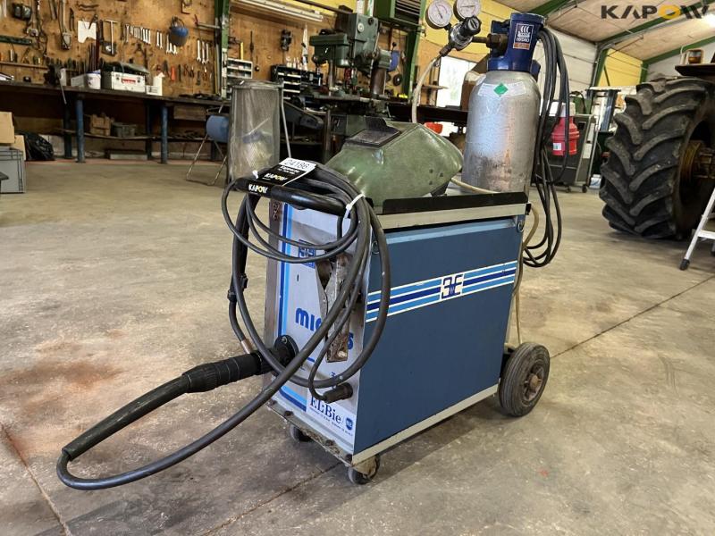 E3 MIG 185 welder with CO2 bottle 1