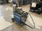 E3 MIG 185 welder with CO2 bottle 3