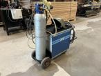 E3 MIG 185 welder with CO2 bottle 5