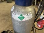 E3 MIG 185 welder with CO2 bottle 14