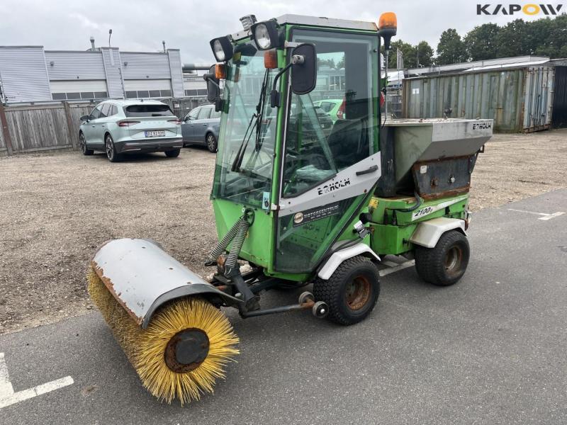 Egholm 2100 with broom and salt spreader 1