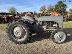 Ferguson 26 tractor 4