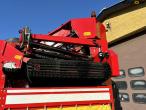 Grimme SE 150-60 with wheel drive 63