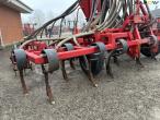 Slurry settler with rape seeding machine 10